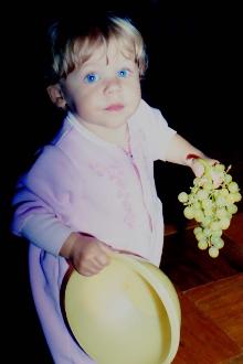 Samantha Found The Grapes